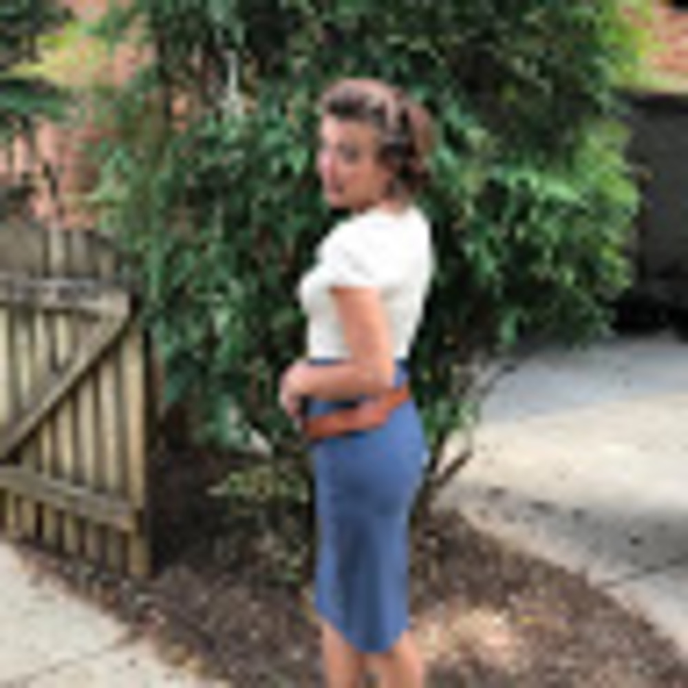 Meet your Posher, Elise